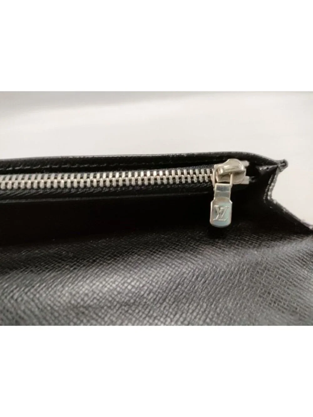 Louis Vuitton Wallet Portefeuille Brazza Black Epi Bifold